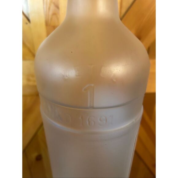 Ketel One Citroen Vodka Display Bottle 4.5 Liter Empty 22.5" (5583) - Picture 9 of 14